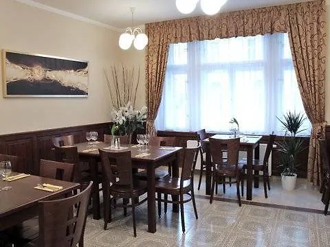 Anyday Apartments Prague 3*,